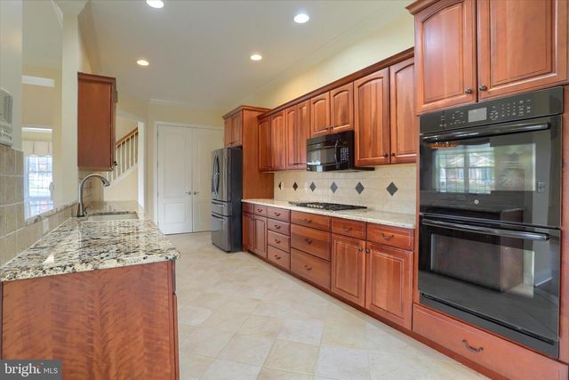 427 CARMELLA DR, Mechanicsburg, PA 17050