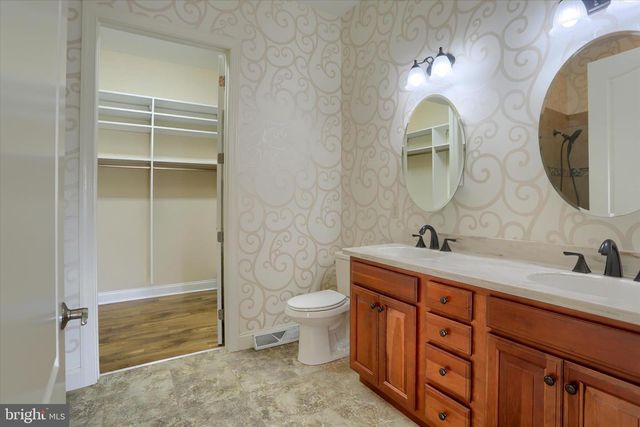 427 CARMELLA DR, Mechanicsburg, PA 17050