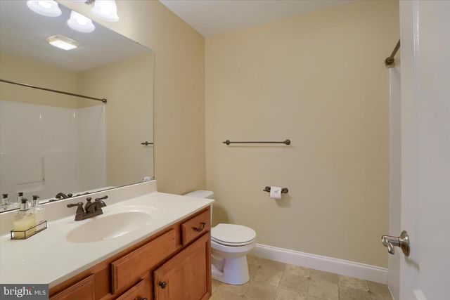 427 CARMELLA DR, Mechanicsburg, PA 17050