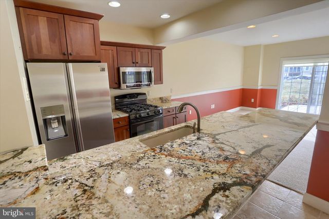 427 CARMELLA DR, Mechanicsburg, PA 17050