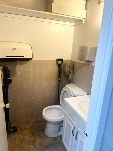 135-05 38 Avenue, Flushing, NY 11354