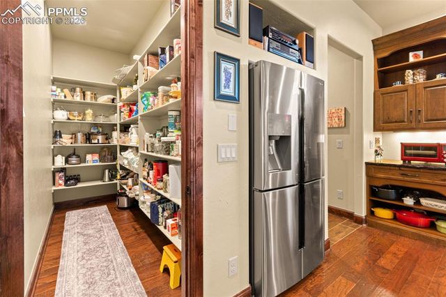 1429 Gore Circle, Larkspur, CO 80118
