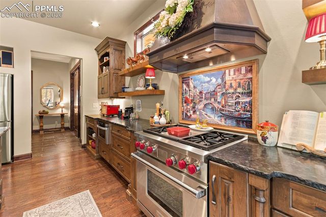 1429 Gore Circle, Larkspur, CO 80118
