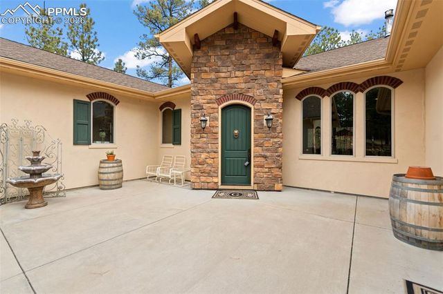 1429 Gore Circle, Larkspur, CO 80118