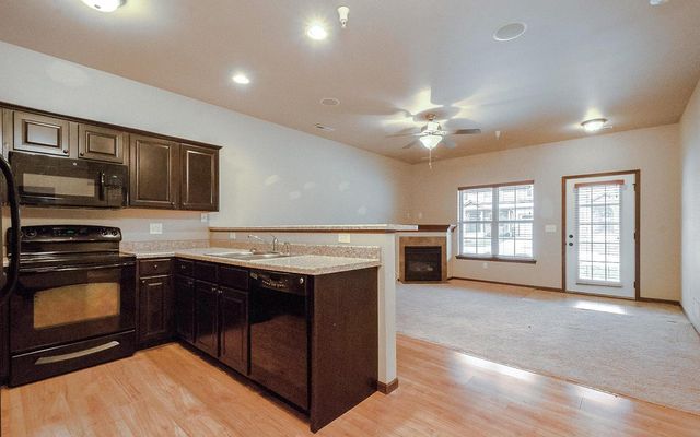 470 Cambria Drive, North Liberty, IA 52317