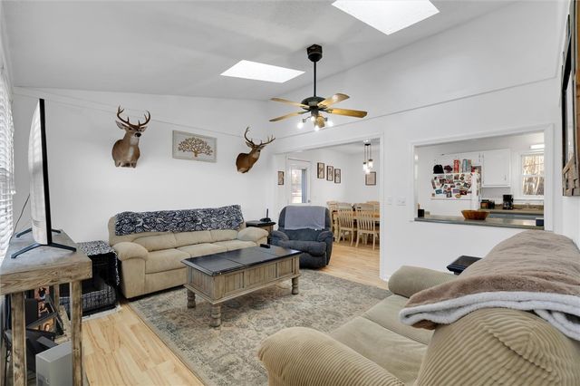 11 Trammell Street, Liberty, SC 29657