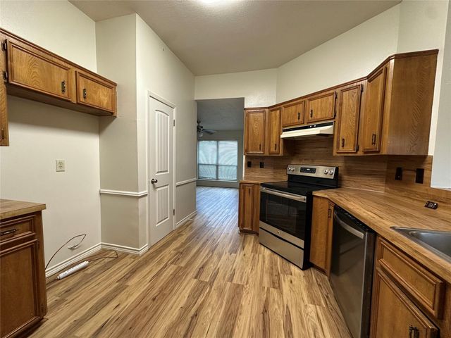 17 Glenview Court, Lufkin, TX 75901