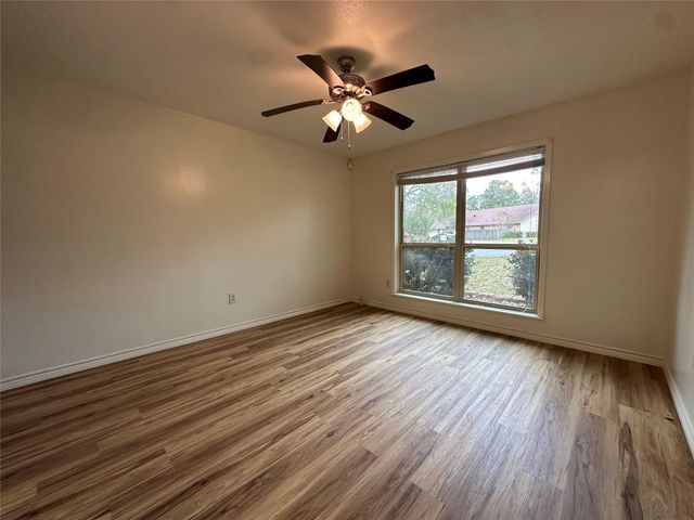 17 Glenview Court, Lufkin, TX 75901