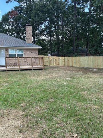 17 Glenview Court, Lufkin, TX 75901