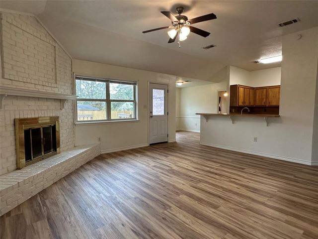 17 Glenview Court, Lufkin, TX 75901