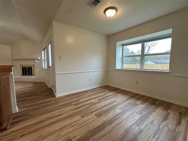 17 Glenview Court, Lufkin, TX 75901