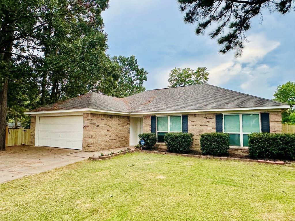 17 Glenview Court, Lufkin, TX 75901
