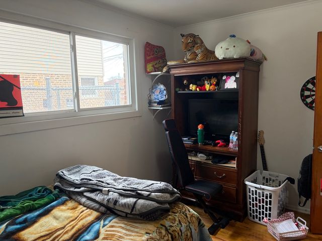 8417 S Scottsdale Avenue, Chicago, IL 60652