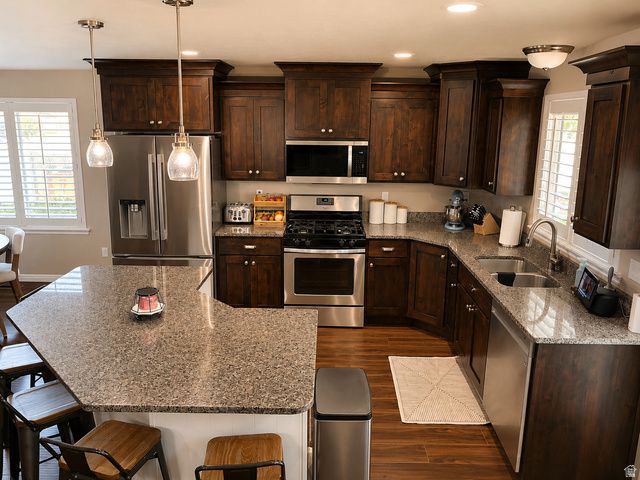 423 W CORNFIELD CIR, Kaysville, UT 84037