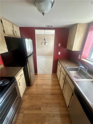 227 S Home Ave 309, Avalon, PA 15202