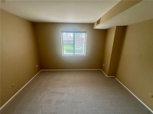 227 S Home Ave 309, Avalon, PA 15202