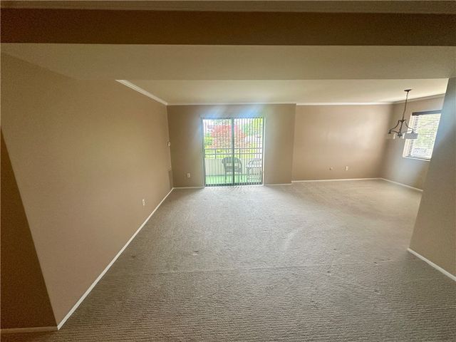 227 S Home Ave 309, Avalon, PA 15202