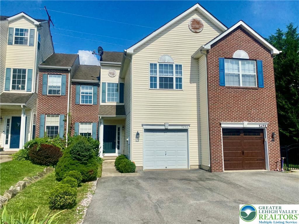 5494 Spring Ridge Drive West Drive, Macungie Boro, PA 18062
