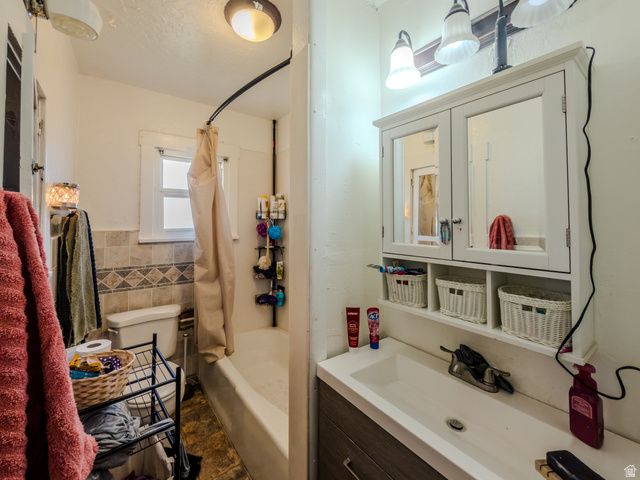 625 S 200 E, Springville, UT 84663