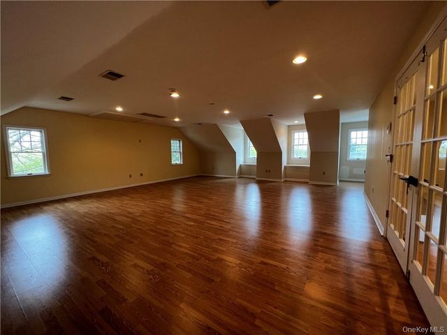 495 Main Street 204, Armonk, NY 10504