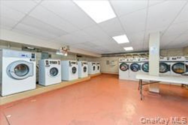 83-44 Lefferts Blvd 6M, Kew Gardens, NY 11415