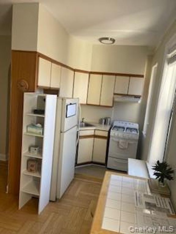 83-44 Lefferts Blvd 6M, Kew Gardens, NY 11415 — photo 5