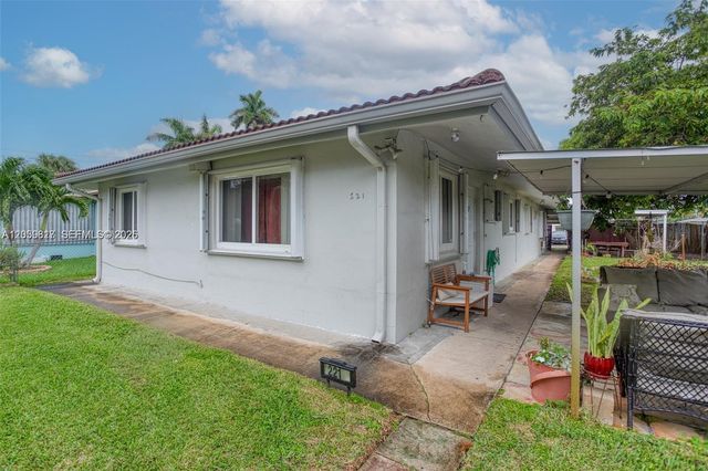 221 NE 1st Terrace 2, Dania Beach, FL 33004