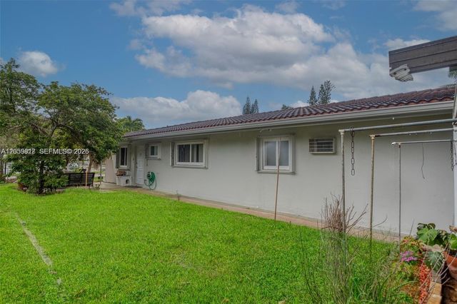 221 NE 1st Terrace 2, Dania Beach, FL 33004
