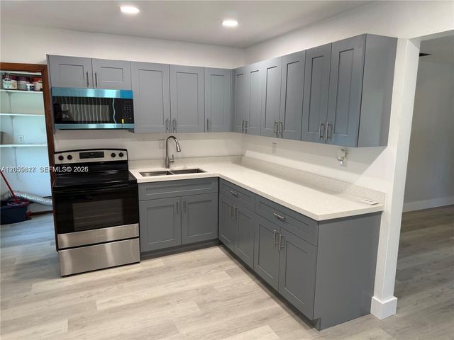 221 NE 1st Terrace 2, Dania Beach, FL 33004