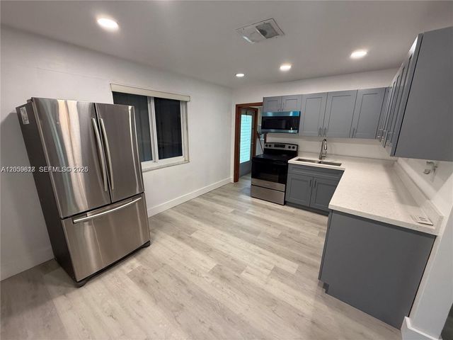 221 NE 1st Terrace 2, Dania Beach, FL 33004