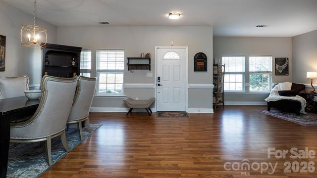 6934 Evanton Loch Road, Charlotte, NC 28278