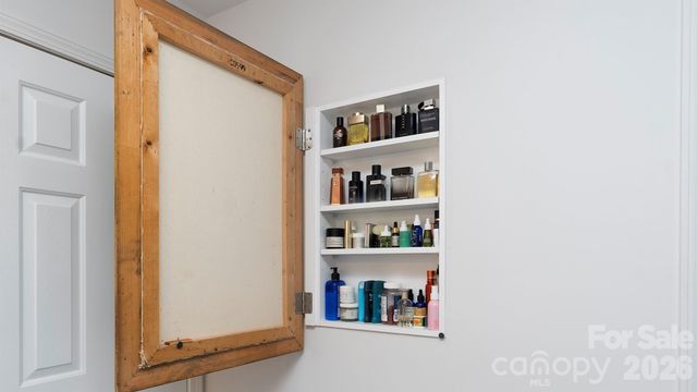 6934 Evanton Loch Road, Charlotte, NC 28278