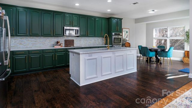 6934 Evanton Loch Road, Charlotte, NC 28278