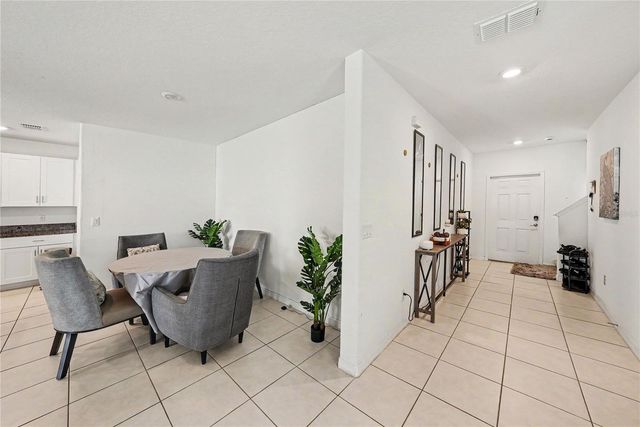 6300 BEVERLY HILLS DRIVE, Zephyrhills, FL 33541