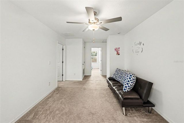 6300 BEVERLY HILLS DRIVE, Zephyrhills, FL 33541
