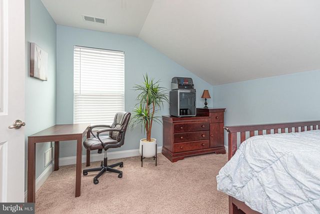 32 WATERSIDE DR, Bridgeville, DE 19933