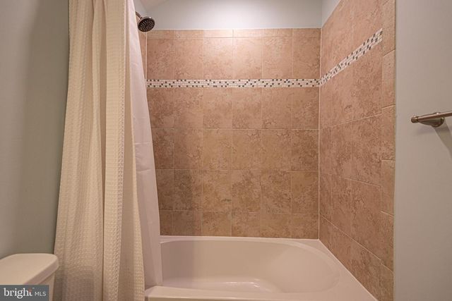 32 WATERSIDE DR, Bridgeville, DE 19933