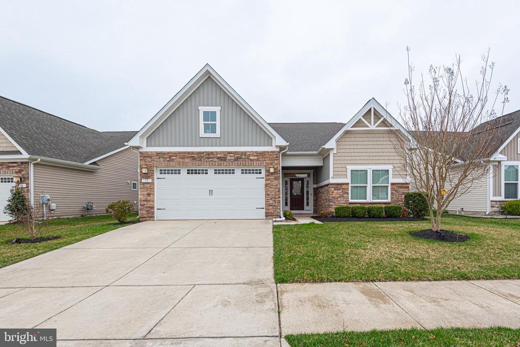 32 WATERSIDE DR, Bridgeville, DE 19933