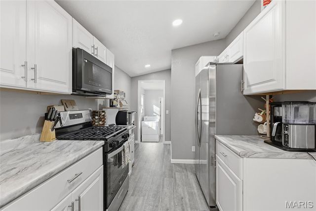 831 Locust Street, Montgomery City, MO 63361