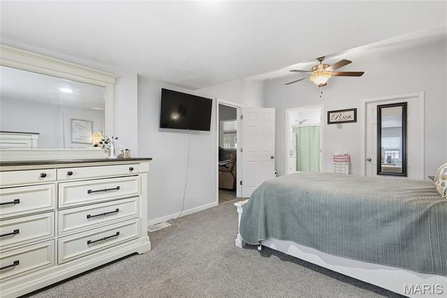 831 Locust Street, Montgomery City, MO 63361