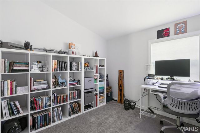 831 Locust Street, Montgomery City, MO 63361