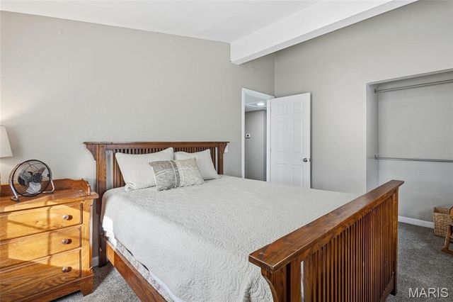 831 Locust Street, Montgomery City, MO 63361