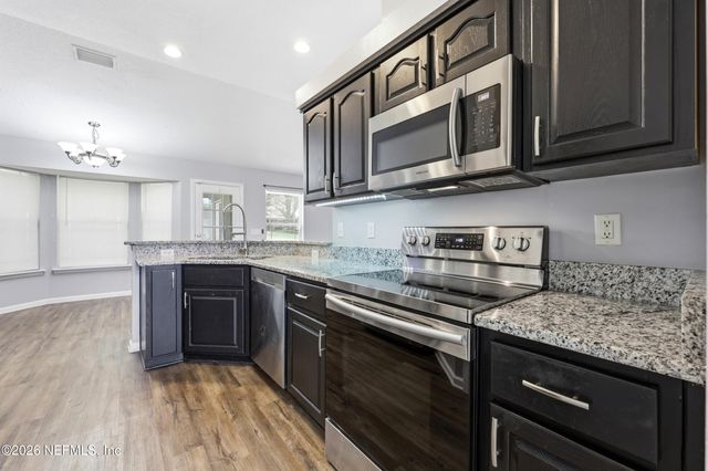 2176 GINHOUSE Drive, Middleburg, FL 32068