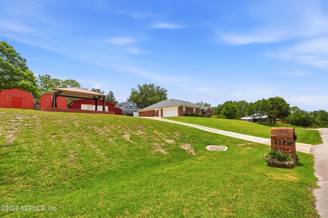 2176 GINHOUSE Drive, Middleburg, FL 32068