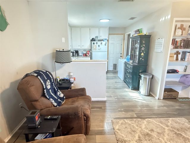 108 Elm Street, Clyde, TX 79510