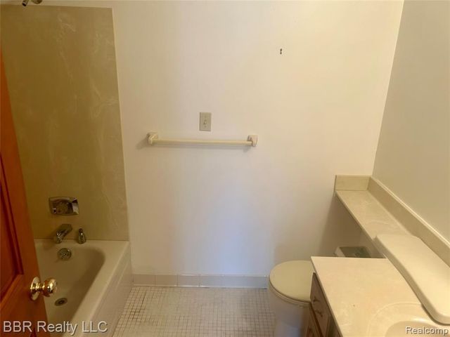 30620 Bayview, Gibraltar, MI 48173