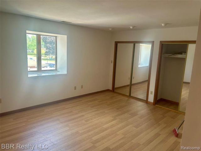 30620 Bayview, Gibraltar, MI 48173
