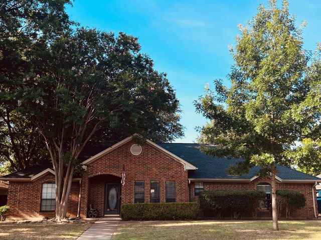 1500 Pickwick Lane, Denton, TX 76209