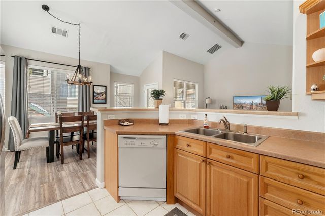 8309 S Independence Circle 208, Littleton, CO 80128