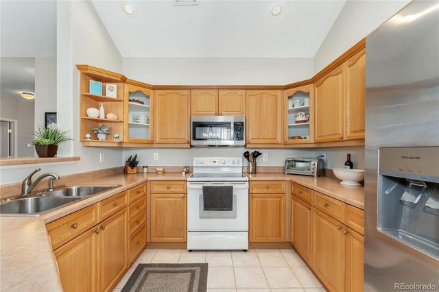 8309 S Independence Circle 208, Littleton, CO 80128